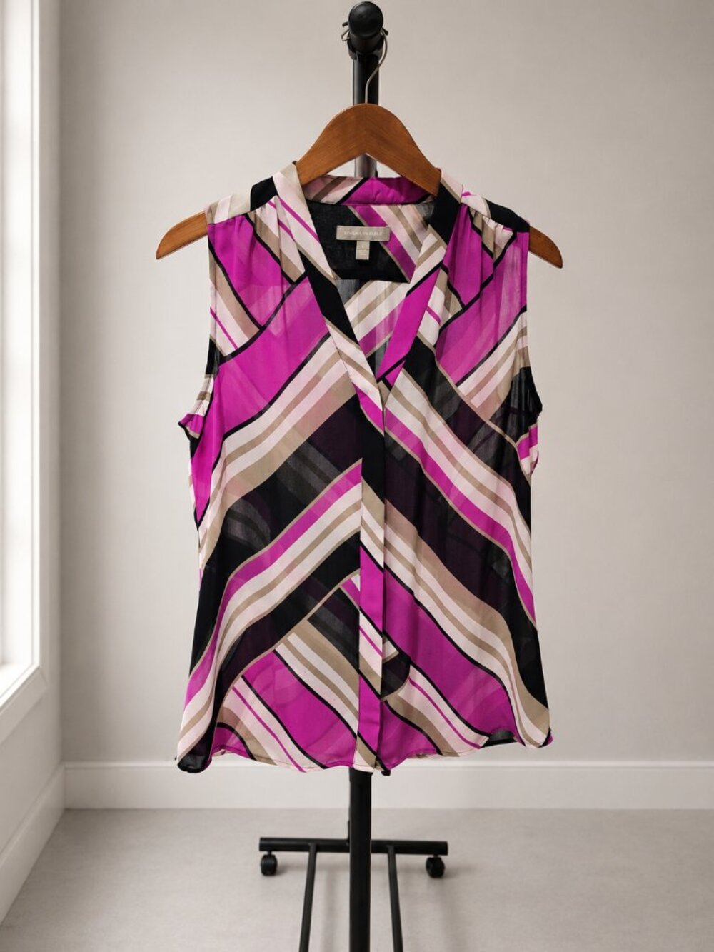 Banana Republic Geometric Sleeveless Blouse | Pink Black | Size 8 - small/medium